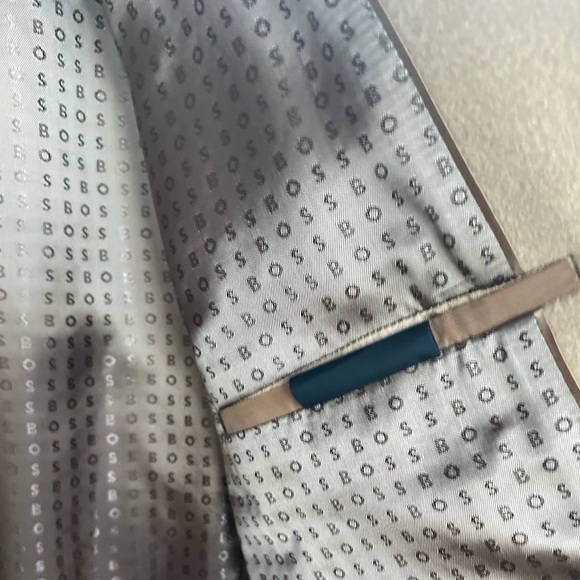 BOSS SLIM FIT NEW MENS COAT IN VIRGIN WOOL AND CASHMERE SIZE 42R - Picture 13 of 14